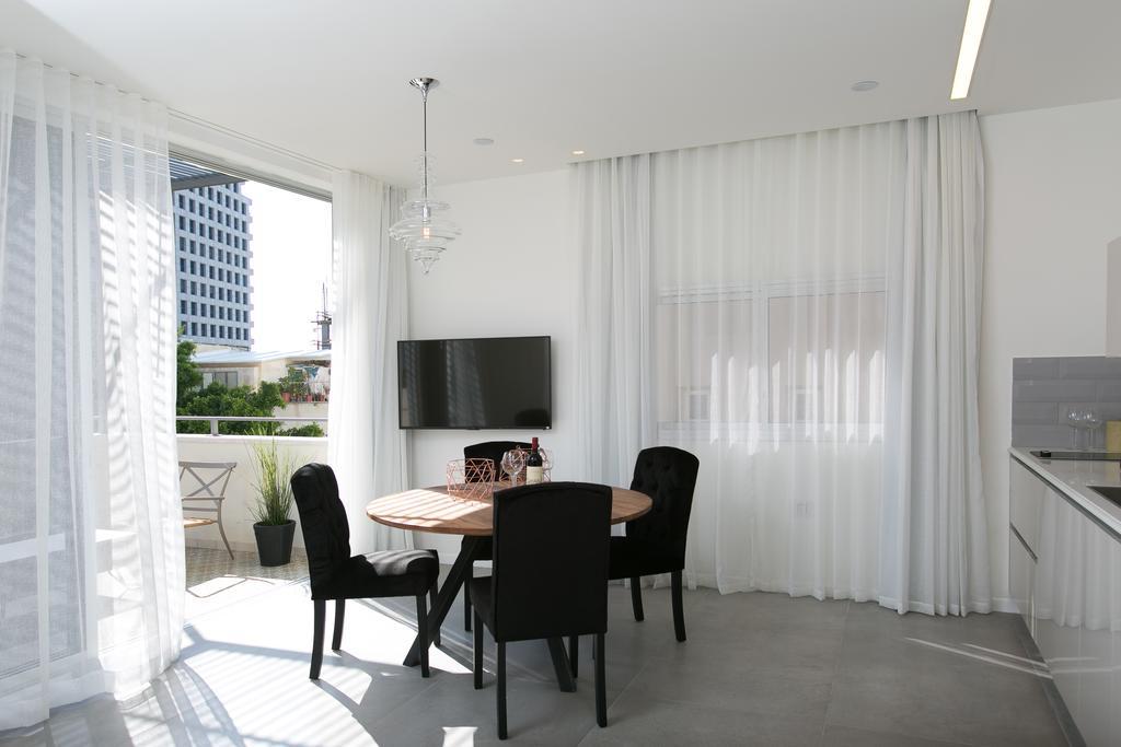K Suites Tlv By The Beach Тел Авив Екстериор снимка