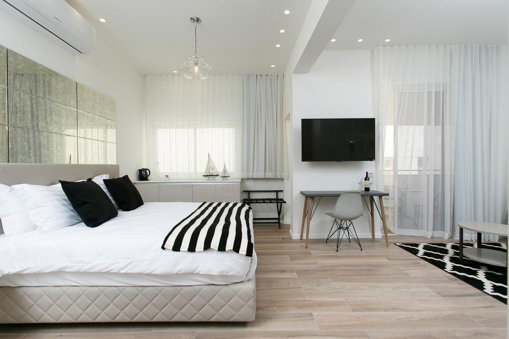 K Suites Tlv By The Beach Тел Авив Екстериор снимка