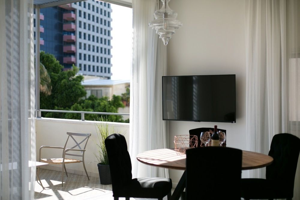 K Suites Tlv By The Beach Тел Авив Екстериор снимка