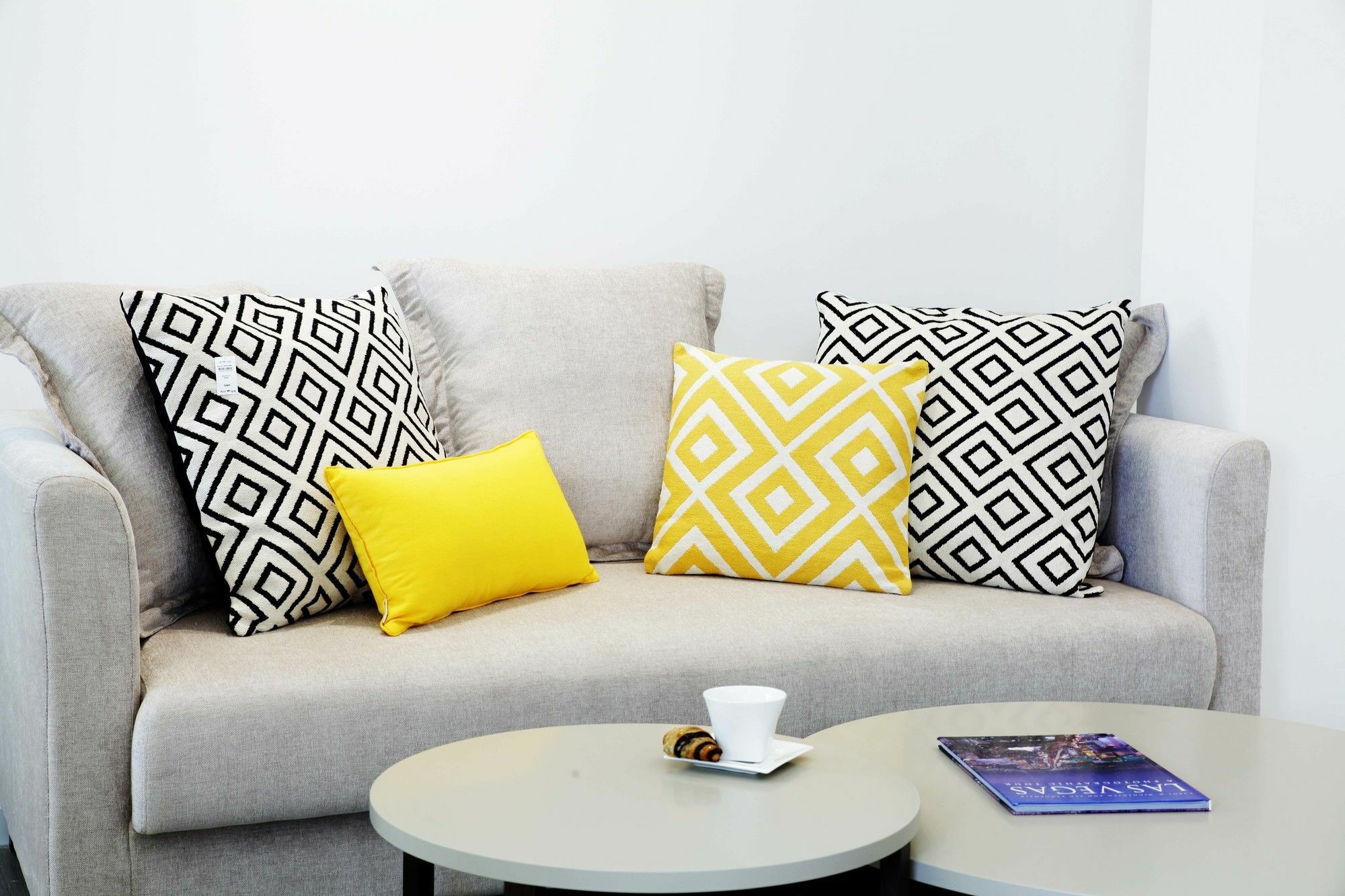 K Suites Tlv By The Beach Тел Авив Екстериор снимка